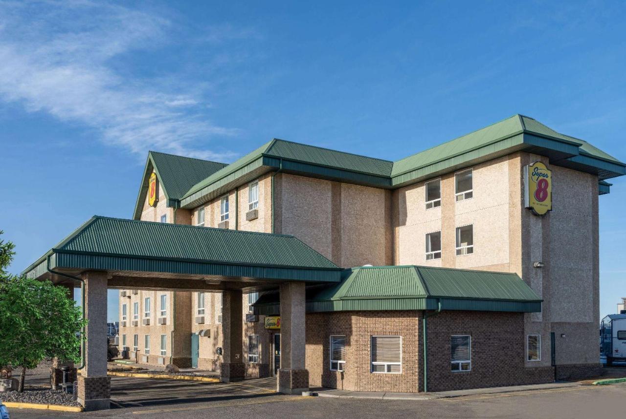 Super 8 By Wyndham Edmonton International Airport Hotel Leduc Exterior foto